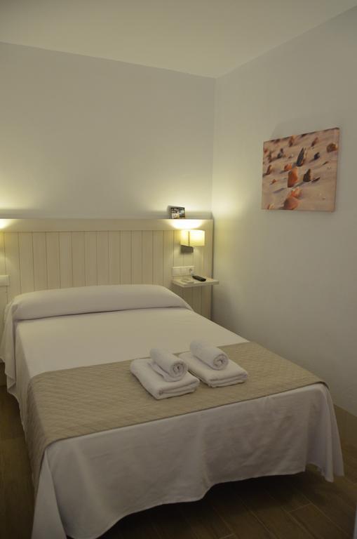 Hostal La Fonda Conil De La Frontera Rum bild