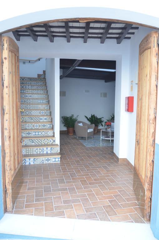 Hostal La Fonda Conil De La Frontera Exteriör bild