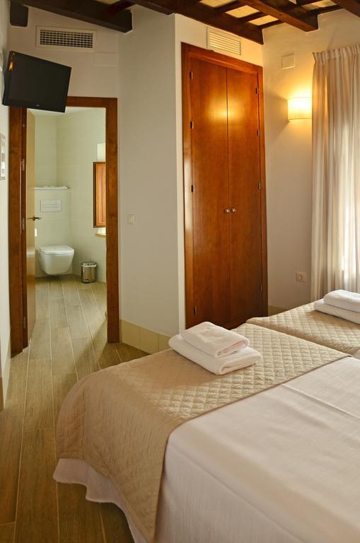 Hostal La Fonda Conil De La Frontera Rum bild